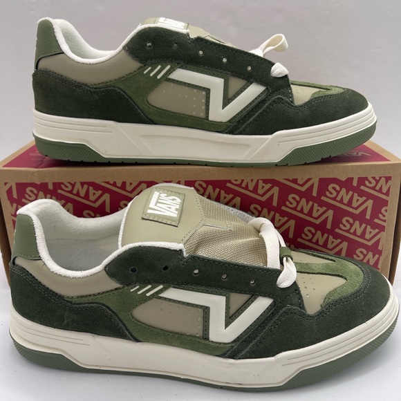 Vans Other - Vans Men’s 10.5 Upland
Green/Multi
VN000D1HBGK Skate Sneakers